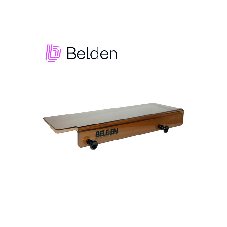 Tapa para charola de fibra Tapa para charola Una unidad de rack Incluye etiqueta de identificación BELDEN AX100045